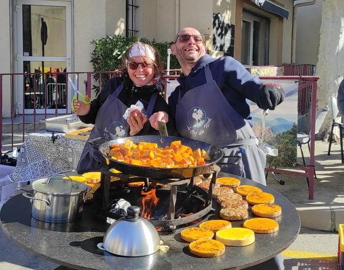 Le Coq du Nord-Mailhac cuisine à la Fête de la Courge