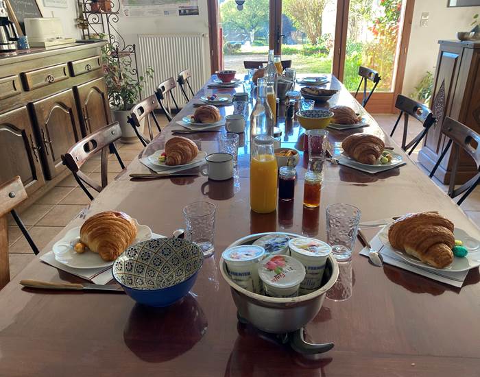 Petit déjeuner au Domaine du Gravier