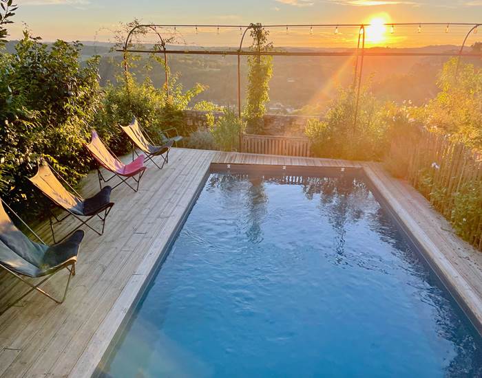 La piscine avec vue panoramique