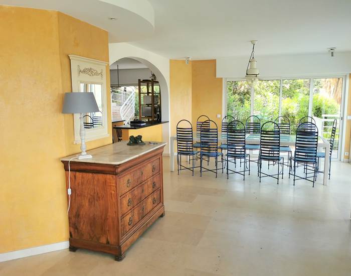 amazing south france riviera villa dining room sea view
