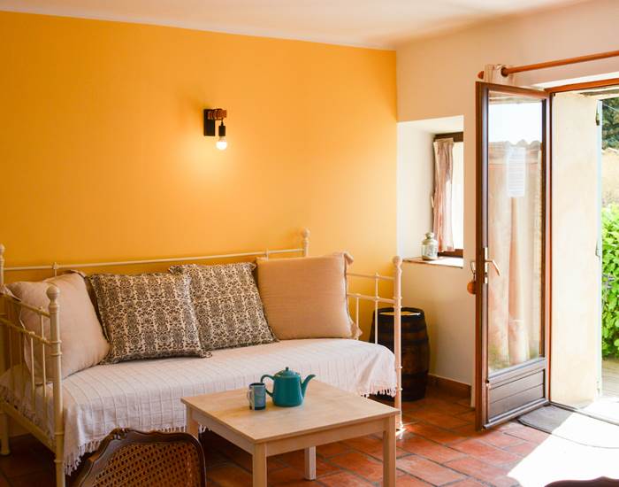 Basilic salon vue sur terrasse