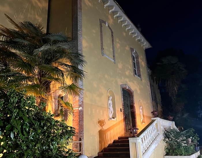 Le château sous la lumière