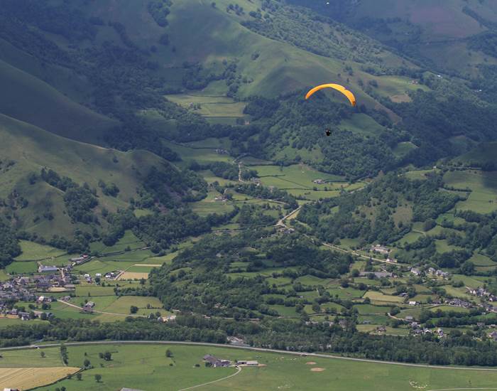 parapente en Vallée d'Aspe Accous Bedous