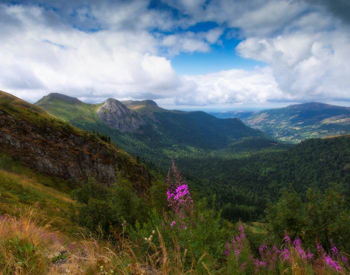 Le Cantal, Le Pas de Peyrol et le Puy Mary