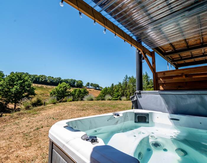 spa vue sur le parc animalier nature