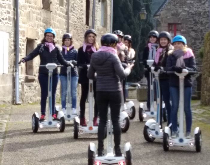 Bords de Rance à DINAN Village medieval de Lehon