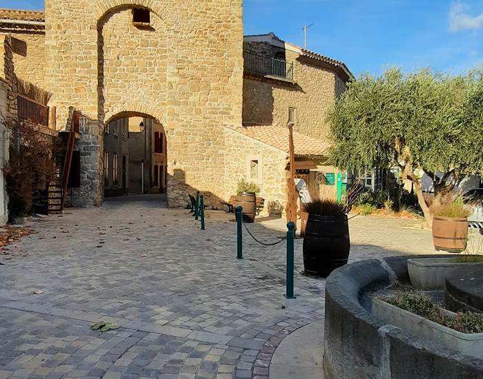 Mailhac et ses vieilles pierres