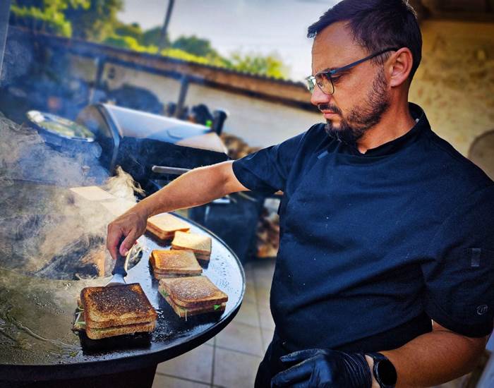 Gîtes, chambre d'hôtes et table d'hôtes gastronomique à Casteljaloux Lot et Garonne, piscine, jacuzzi et spa