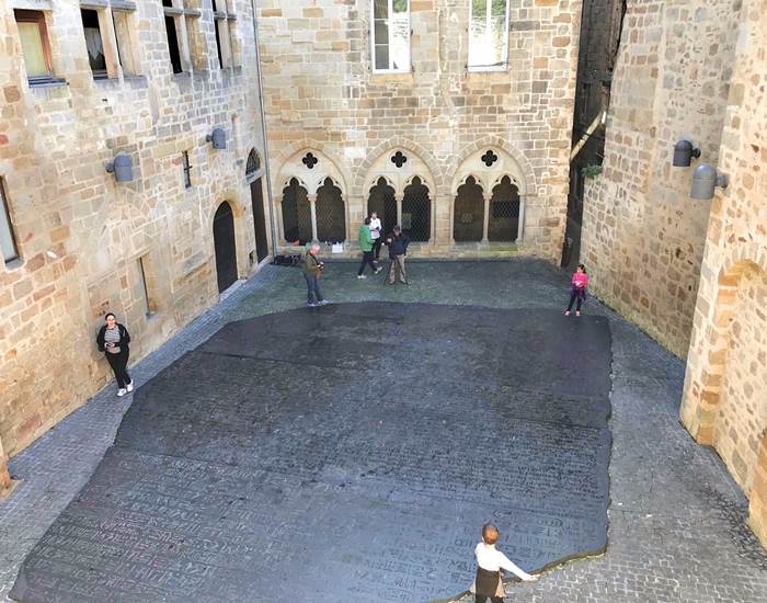 La place des écritures à Figeac