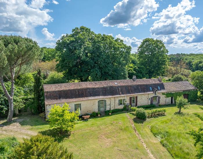 Vue aérienne Gîte INYAQAB crédit photo logadrone