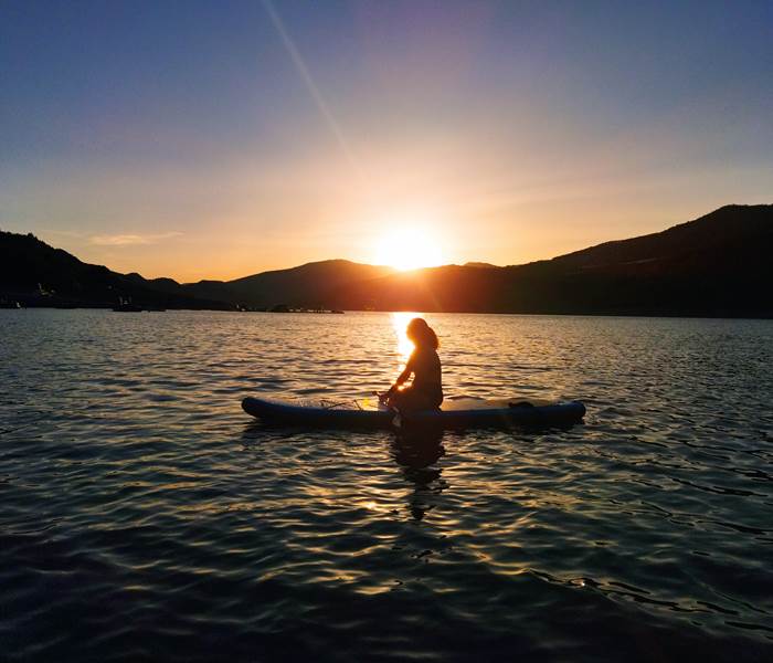 Paddle au coucher du soleil