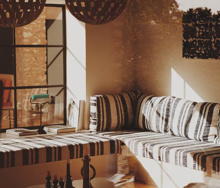 salon-confortable-interieur-boheme