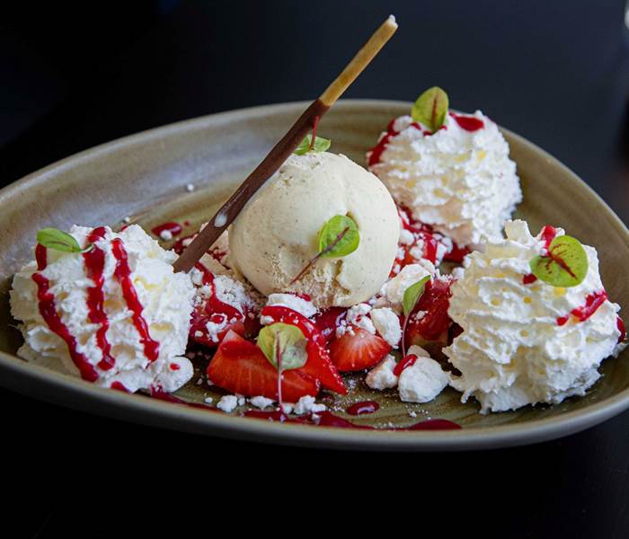 Fraises façon vacherin