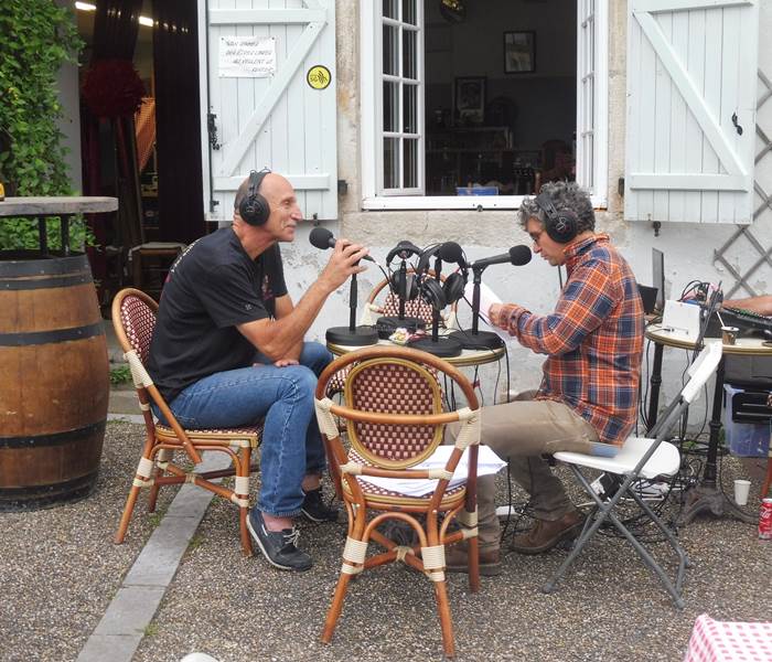 Maison d'hôtes  L'Amphitryon - En direct sur Radio Oloron