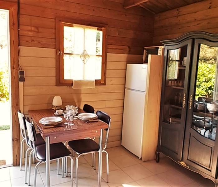 Espace repas accès jardin