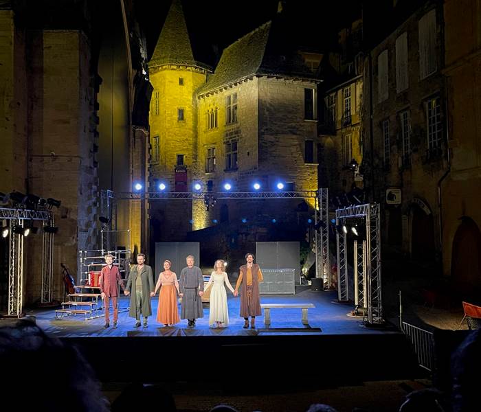 Festivaltheatre-Sarlat-VacancesenDordogne