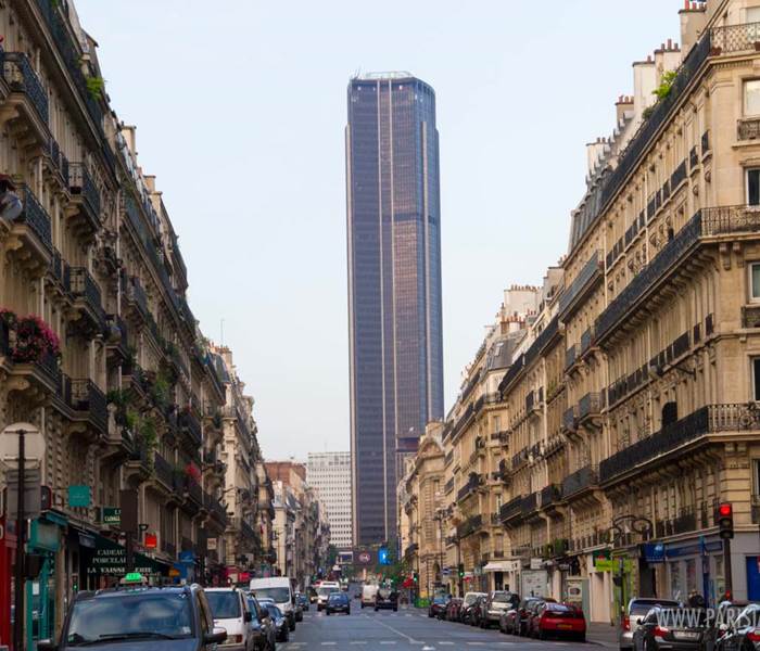 Vu de la Tour Montparnasse depuis la rue de Rennes