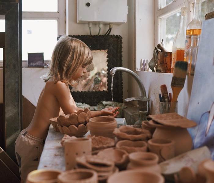activité poterie à l'Atelier (mamafolk_photography)