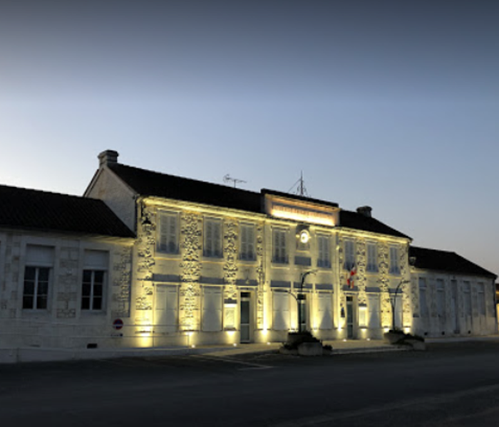MAIRIE DE SALIGNAC SU CHARENTE