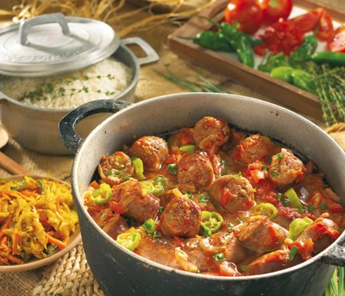 L'Orée du Maïdo - cuisine créole (rougail saucisse) miam !!