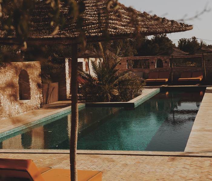 piscine-terrasse-soleil