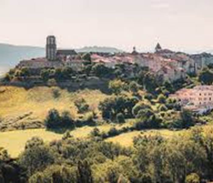 Les Châteaux et Bastides