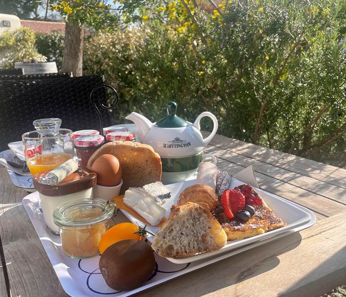Le Petit Déjeuner