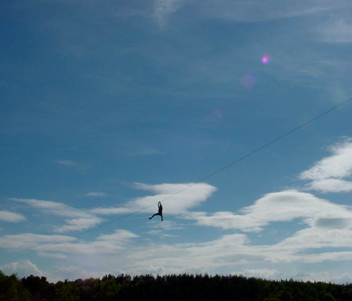 Une grande Tyrolienne impressionnante!