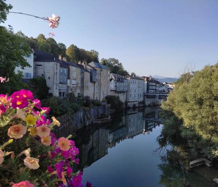 Oloron Sainte-Marie dans les Pyrénées Béarnaises