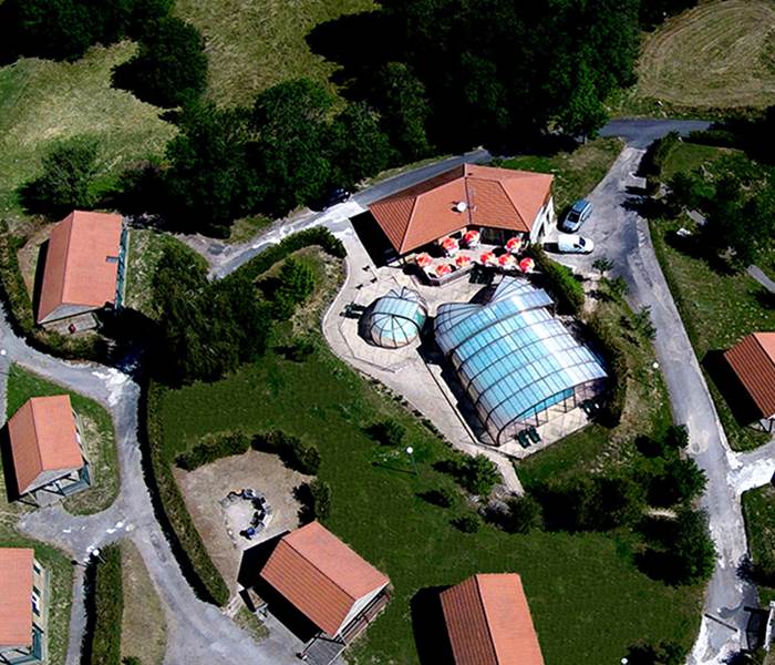 Vue accueil et piscine 3