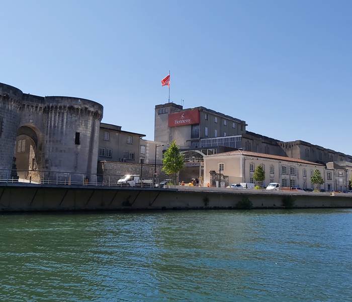 les quais de Cognac