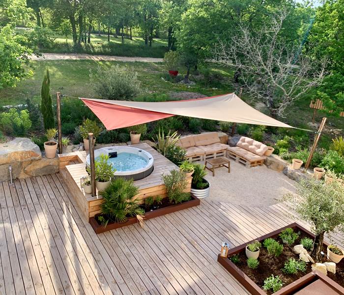 Jacuzzi et Zone détente