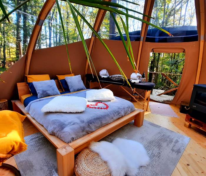 Le lit de la bulle pour observer les étoiles