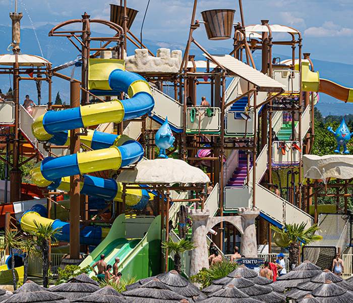entrée au Parc Spirou et Wave Island plus hôtel