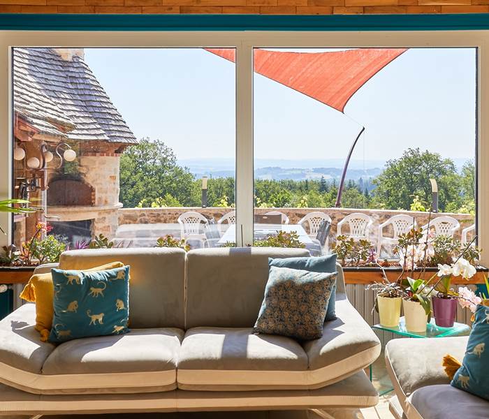 les bois de saint Auvent le salon