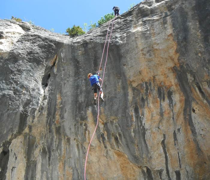 Les Chalets de la Margeride: Escalade, via ferrata