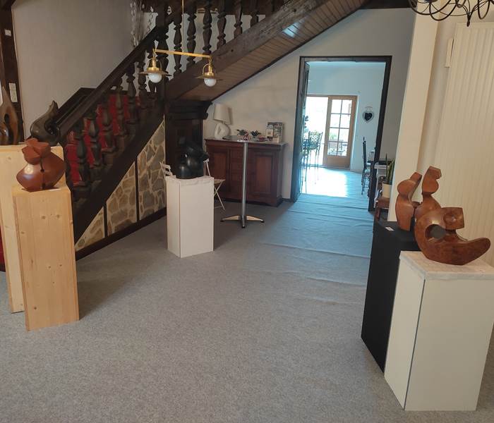 Maison d'hôtes L'Amphitryon - L'exposition de Jean Claude Udycz_1