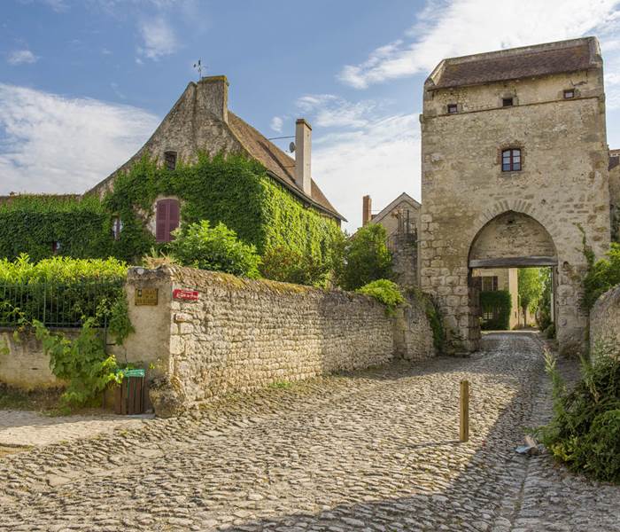 Charroux