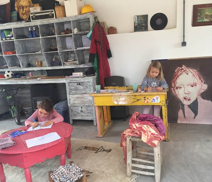 les enfants à l'atelier