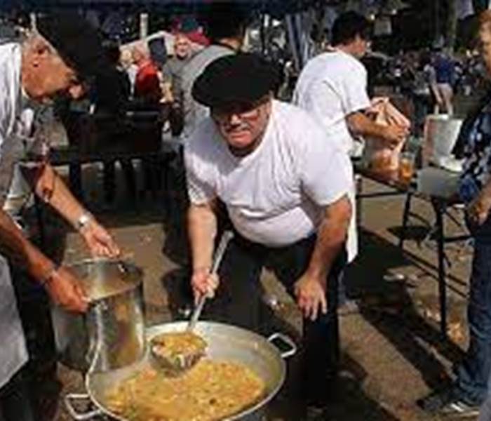 La Garburade - le "Championnat du monde" de Garbure au début du mois de septembre à Oloron Sainte-Marie