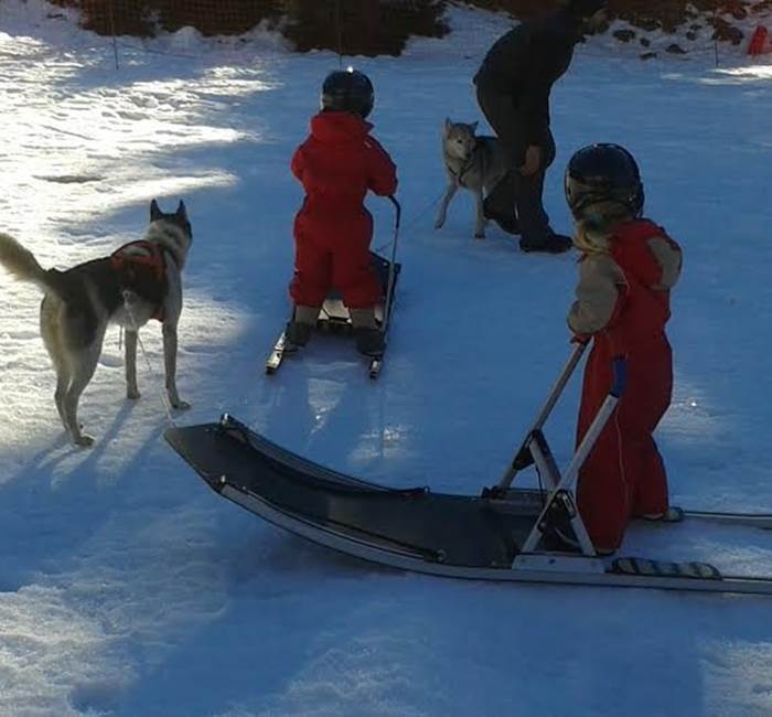 Bareges Chiens de traineau enfants ©OT GTPM