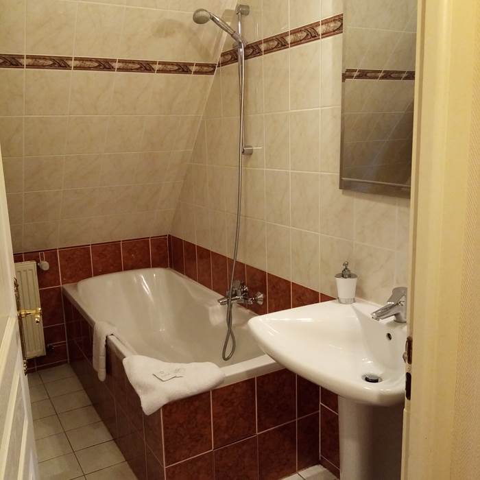 sALLE DE  BAINS+WC separés