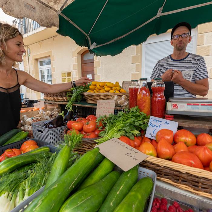 Des producteurs locaux au marché de Tonneins