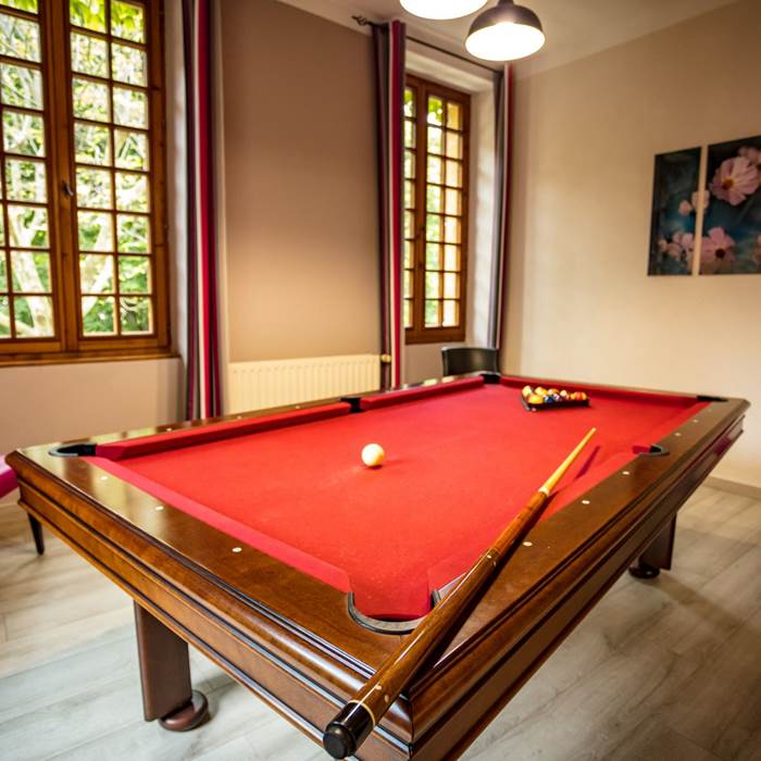Hostellerie du grand duc salle de billard