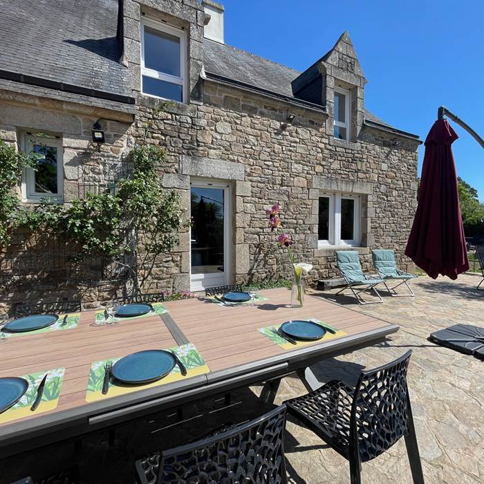 Dejeuners en terrasse au solell-photo-news