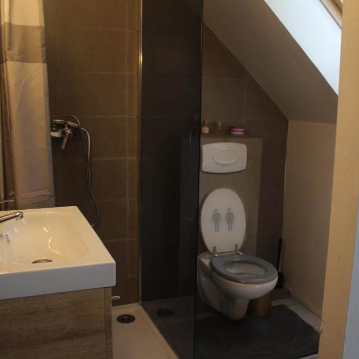 CHAMBRES-GUEBWILLER-Studio-4-Personnes-Salle-de-Bain