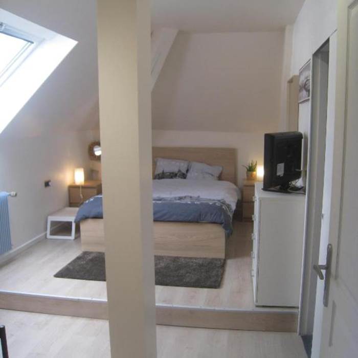 CHAMBRES-GUEBWILLER-Chambre-Double-avec-Salle-de-Bains-Privative-2-personnes-La-Chambre