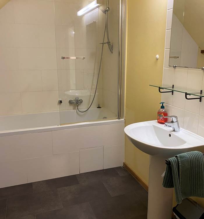 SDB_Gîte 5 pers_2