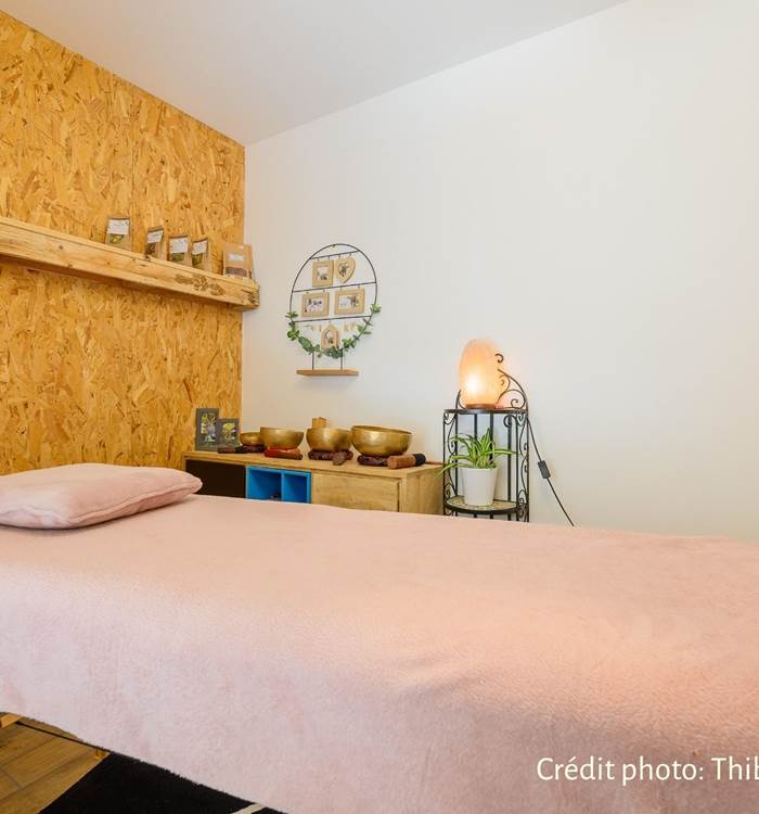 Massages et soins énergétiques en option Crédit photo : Thibaut Schenkel