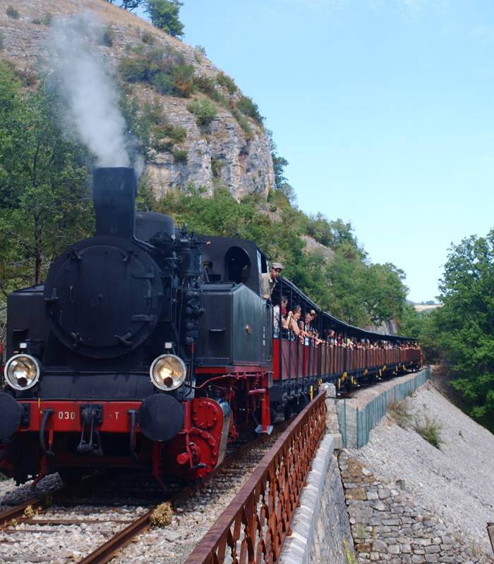 46-CFTHQ - Train de Martel sur perré-CFTHQ-img-around